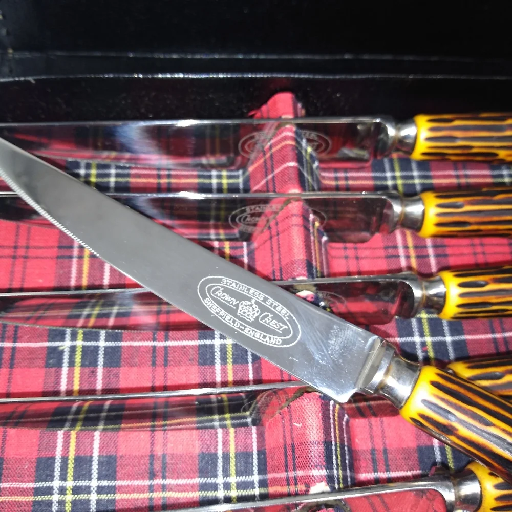 Vintage Sheffield England Crown Crest Steak Knives